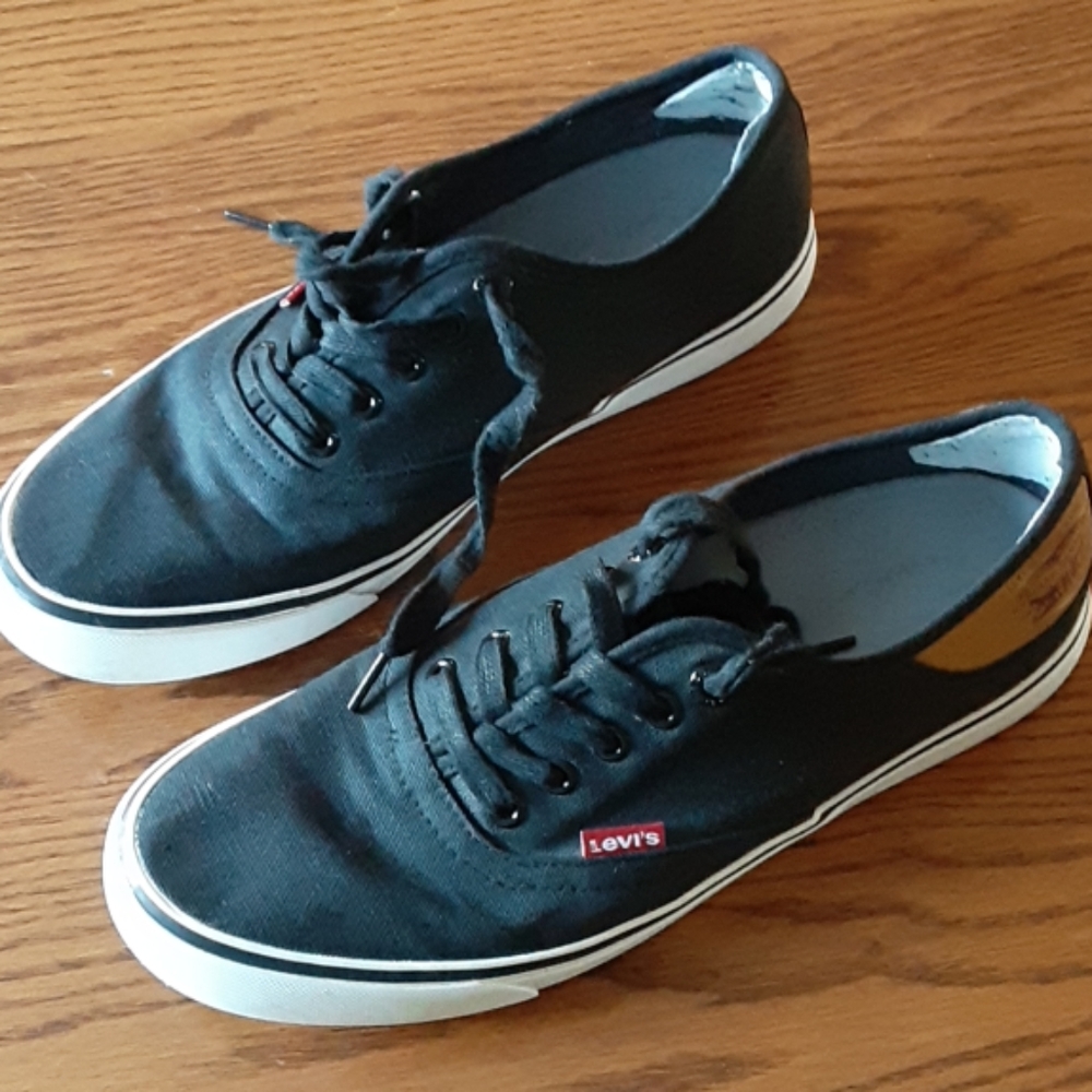 Levi Mens Shoes